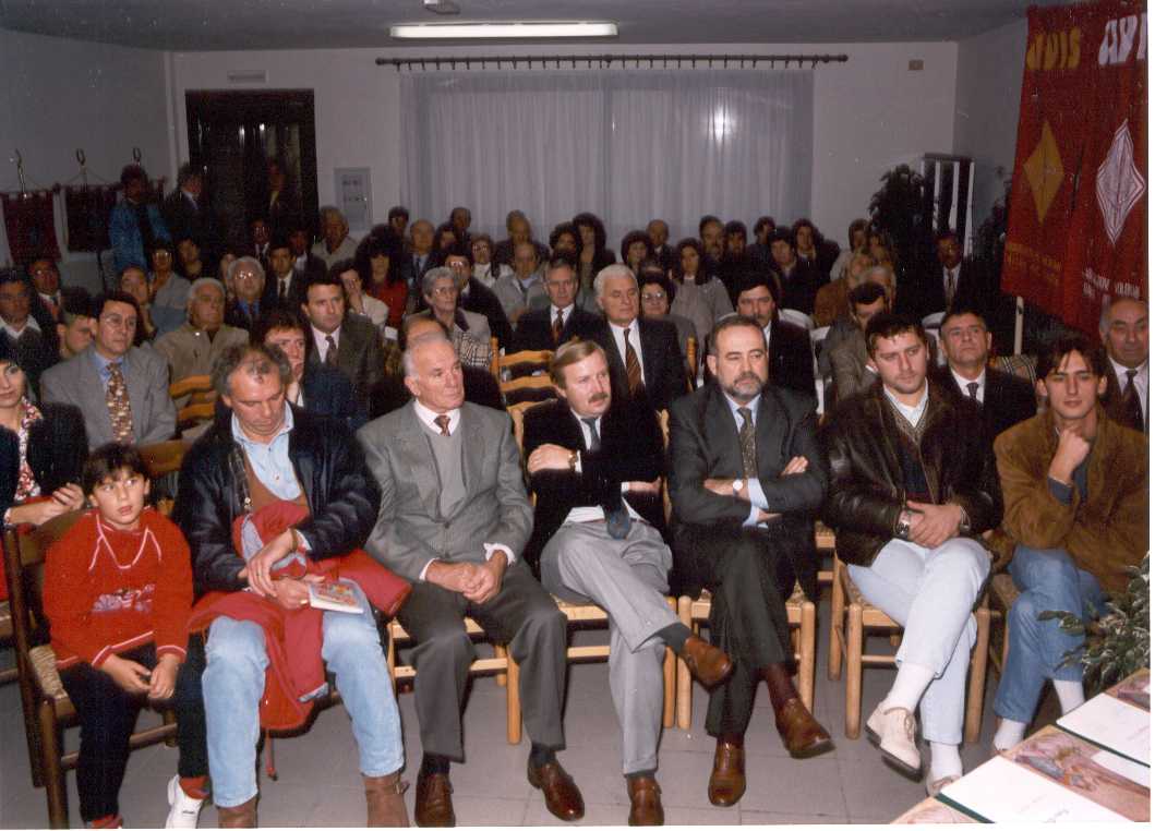 Anno 1996 - Premiazione dei Donitori benemeriti - Veduta dei partecipanti