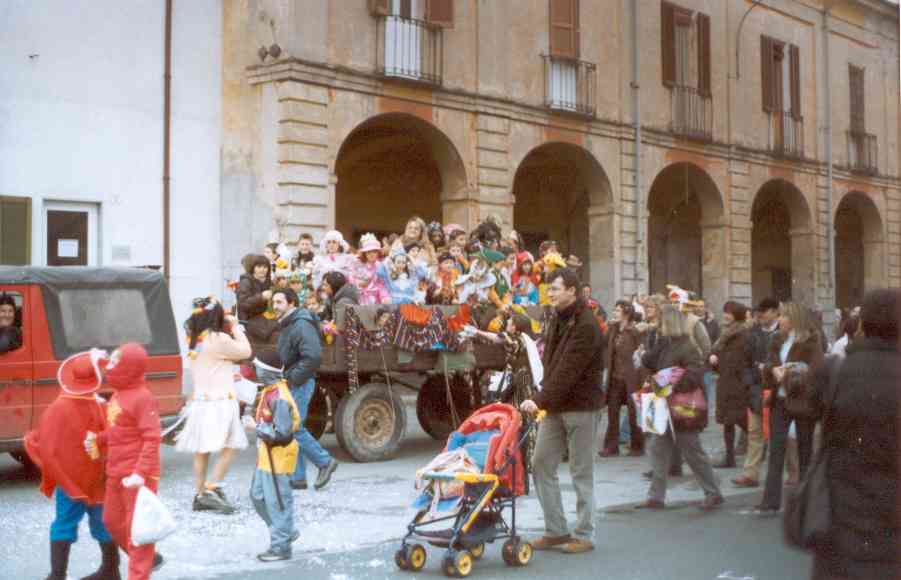 Carnevale a Cava Manara - Le Mascherine dei Ragazzi