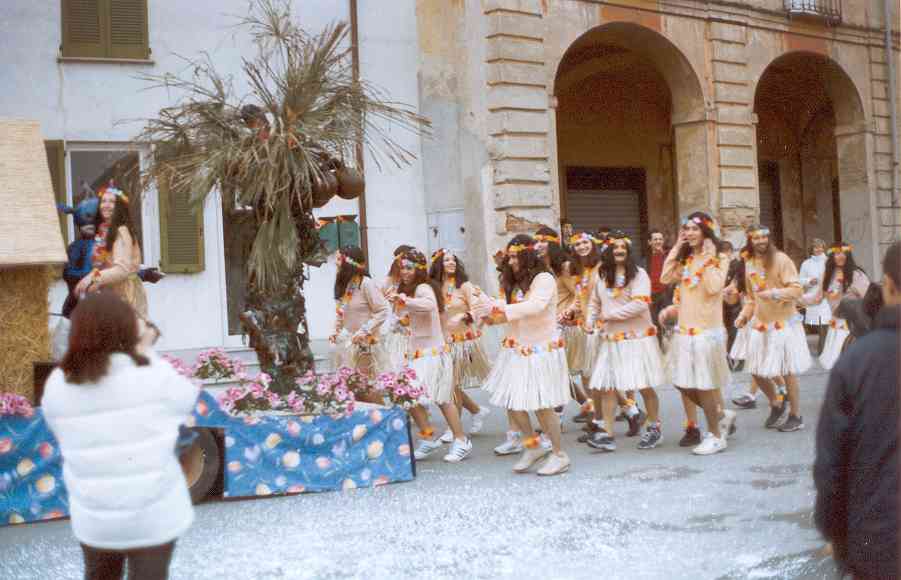 Carnevale a Cava Manara - Gruppo Hawayane