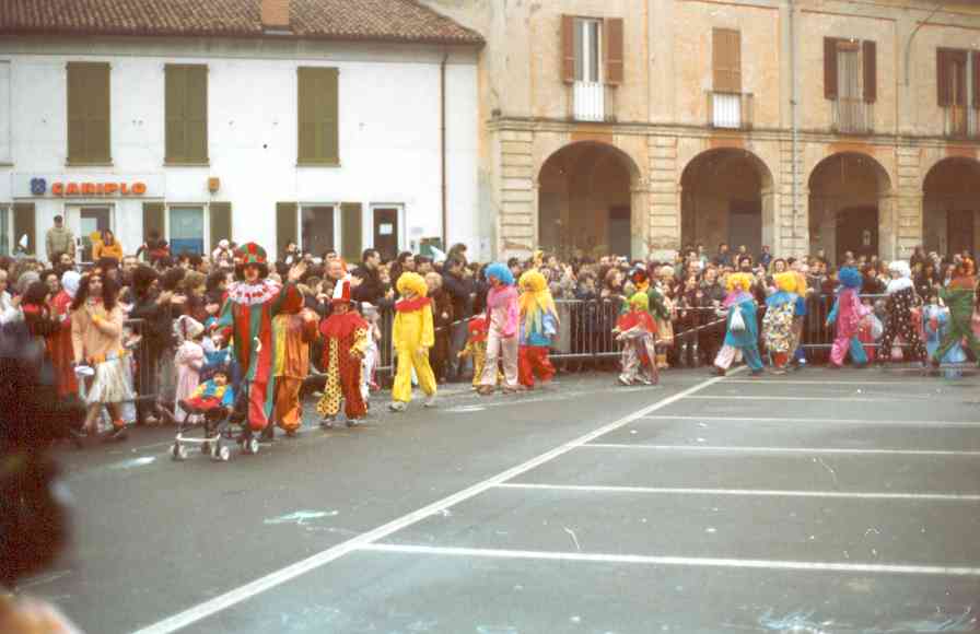Carnevale a Cava Manara - I Pagliacci