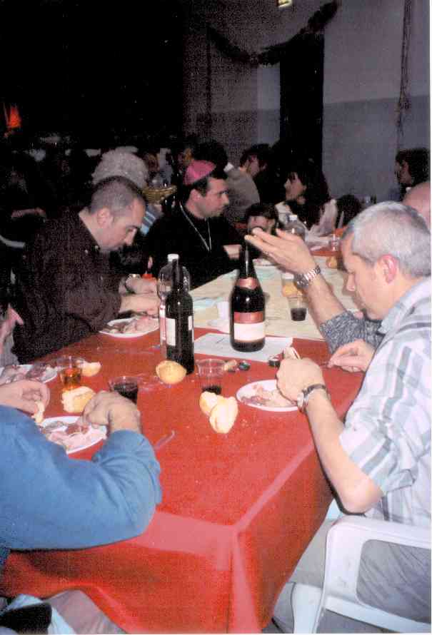 Carnevale a Cava Manara - La cena - particolare