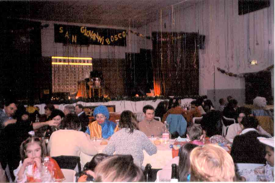 Carnevale a Cava Manara - La cena - scorcio del salone