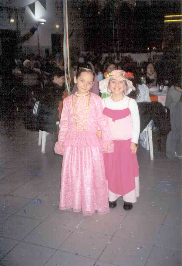 Carnevale a Cava Manara - due Masacherine