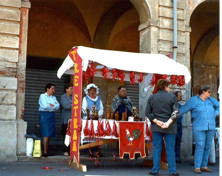 Le bancarelle dei rioni: I TRE STRAA - Vincitori del XI Palio cavese