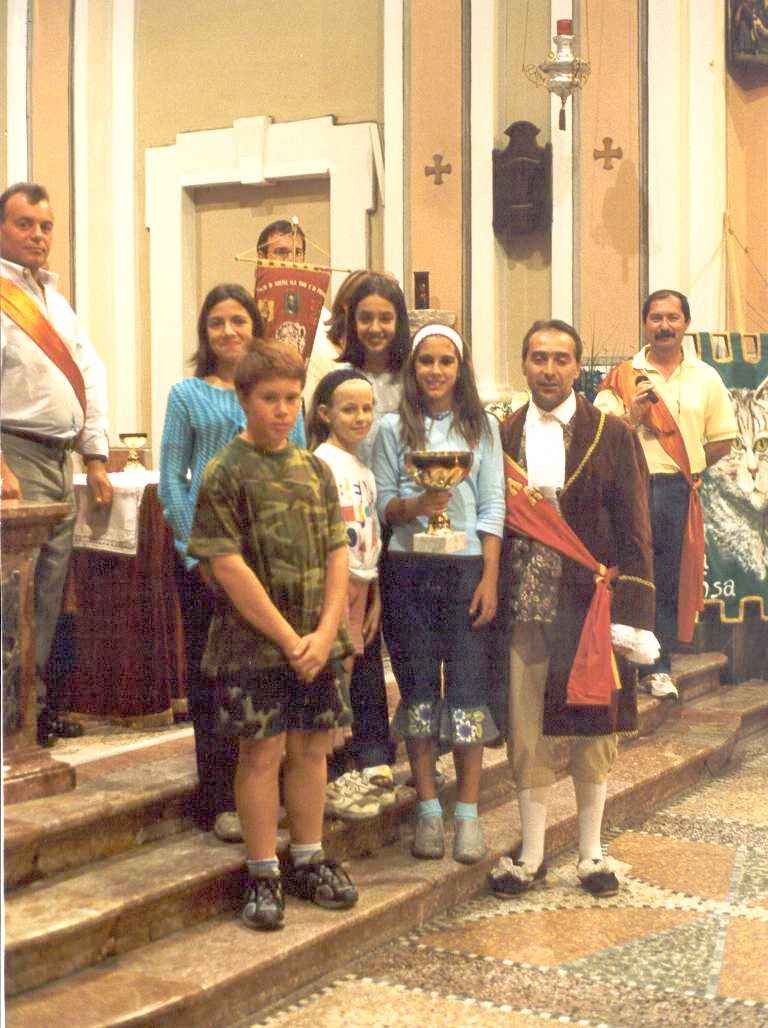 Baby Palio - Foto di gruppo Rione dei TRE STRAA - Vincitori del XI Palio cavese